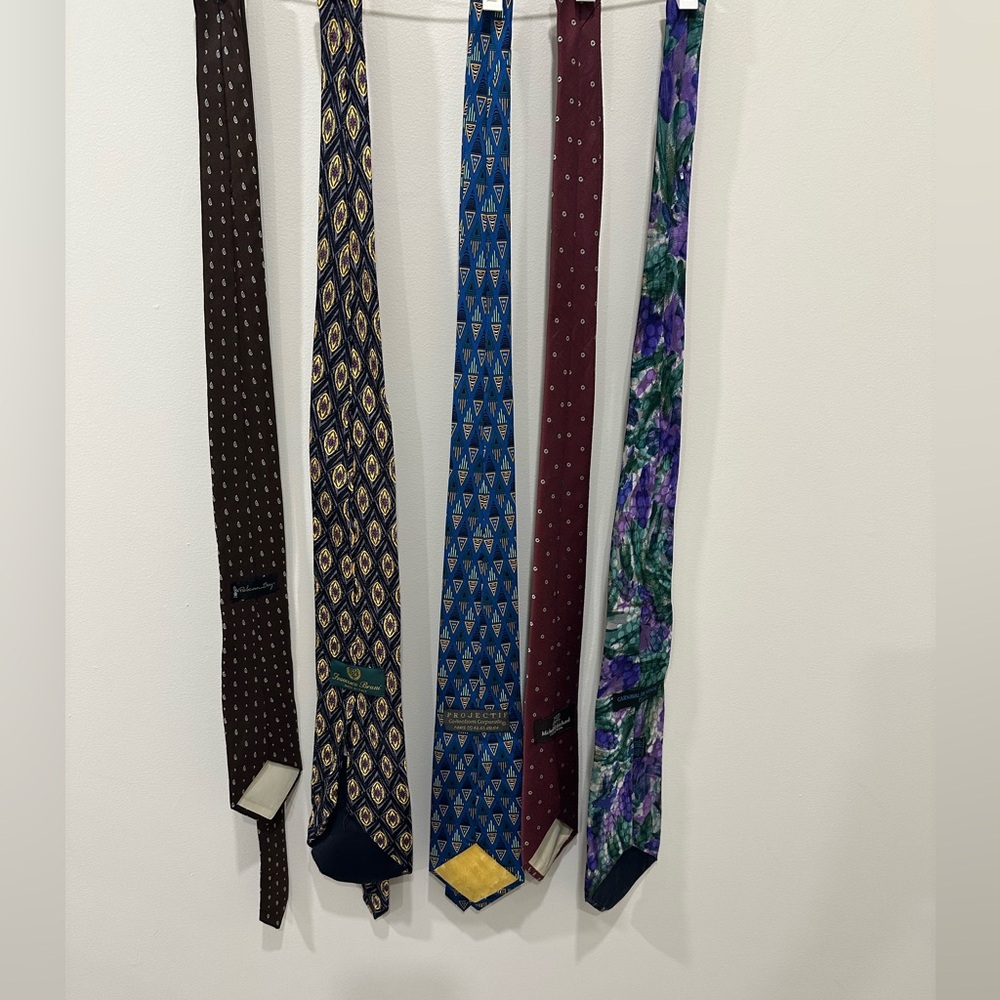 Silk assorted ties made in Europe